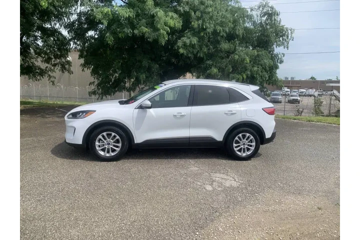 $13995 : 2021 Escape Hybrid SE image 3
