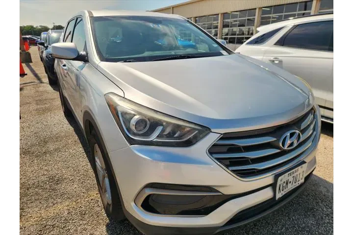 $11700 : Hyundai SANTA FE Sport 2017 image 4