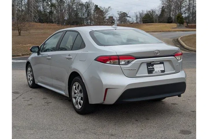 $21999 : Toyota Corolla 2024 LE 4dr S image 10