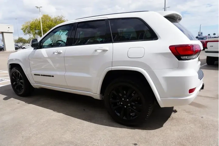 $26988 : Jeep Grand Cherokee WK 2022 image 4