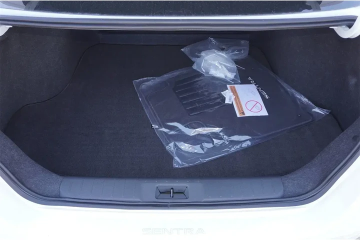 $21775 : Nissan Sentra 2025 SR 4dr Se image 7