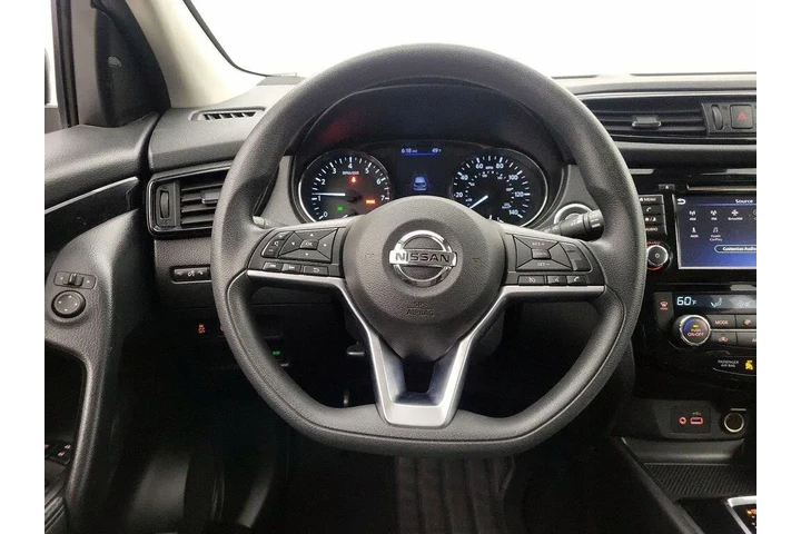 $18998 : Nissan Rogue Sport 2020 S 4d image 10