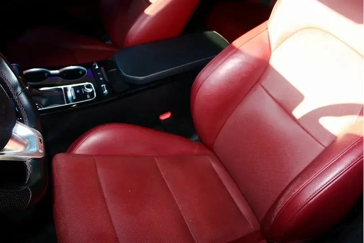 $27750 : Kia Stinger 2022 GT-Line 4dr image 4