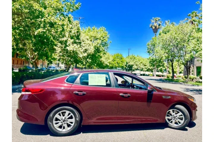 $14995 : 2018 Optima LX image 7