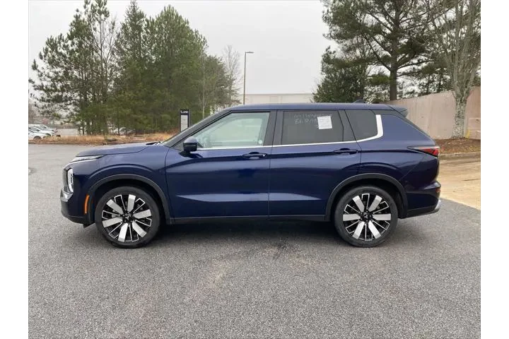 $22720 : Mitsubishi Outlander 2025 SE image 3