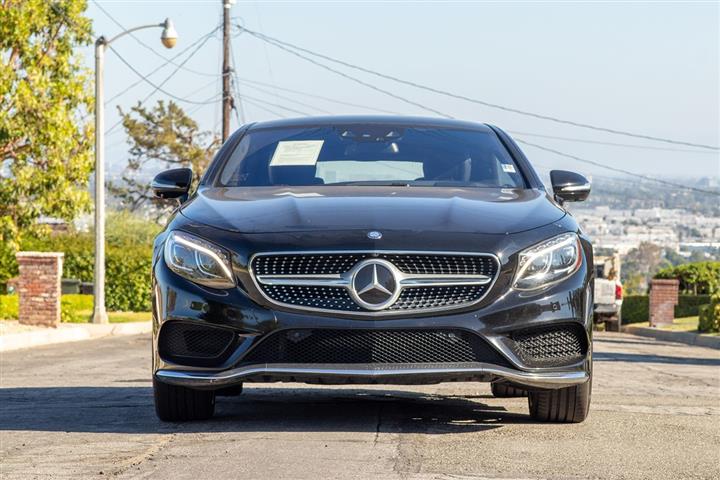 2016 S 550 4MATIC Coupe image 3