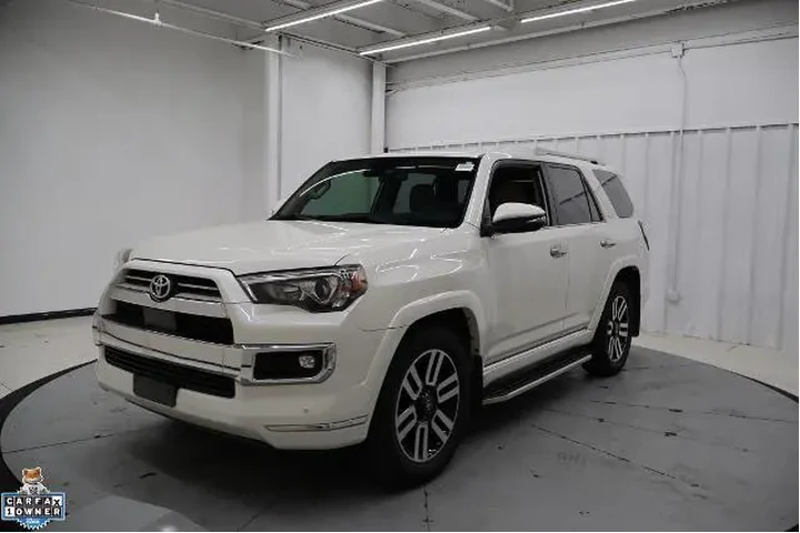 $38995 : Toyota 4Runner 2021 4x2 Limi image 8