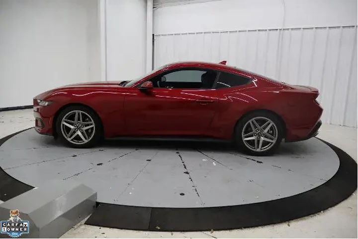 $31595 : Ford Mustang 2024 EcoBoost P image 7