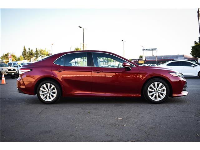 $22995 : CAMRY LE image 1