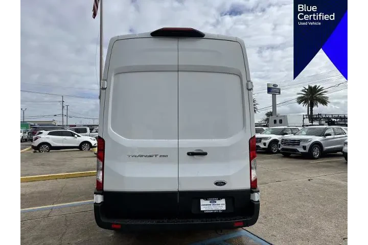 $31965 : Ford Transit 2021 250 3dr LW image 8