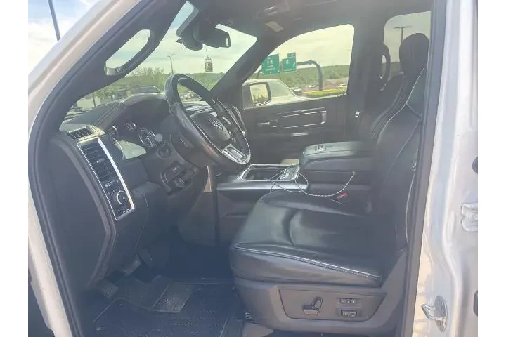 $28595 : Ram 1500 2017 4x4 Laramie Li image 7