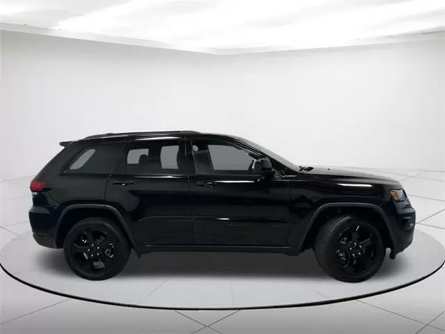 $22494 : Pre-Owned 2020 Grand Cherokee image 2