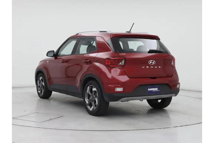 $19998 : Hyundai VENUE 2025 SEL 4dr C image 2