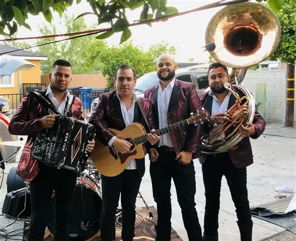 Grupo Norteño Con Tuba image 1