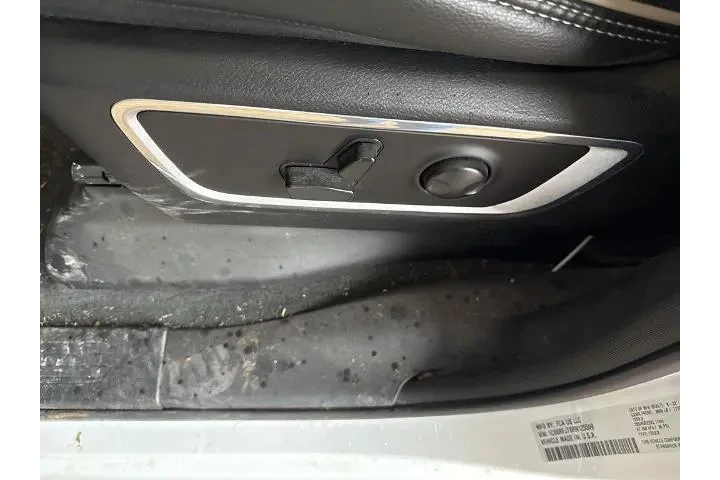 Ram 1500 2024 4x4 Laramie 4d image 8