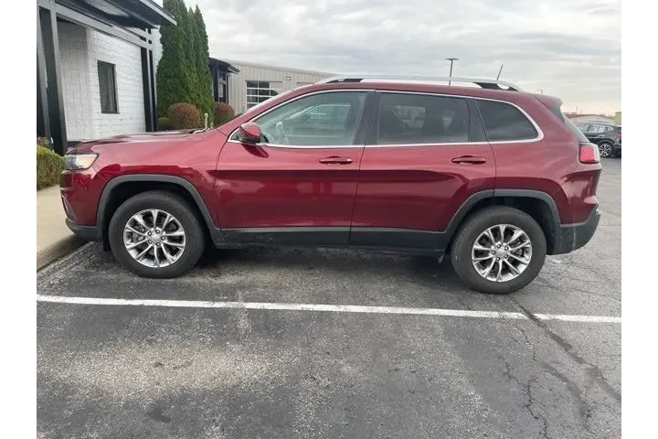 $15807 : Jeep Cherokee 2020 4x4 Latit image 2