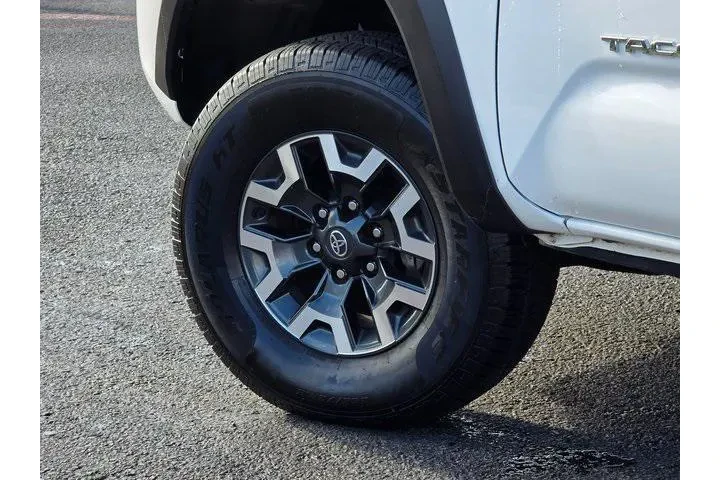 $36995 : Toyota Tacoma 2023 4x4 TRD P image 8