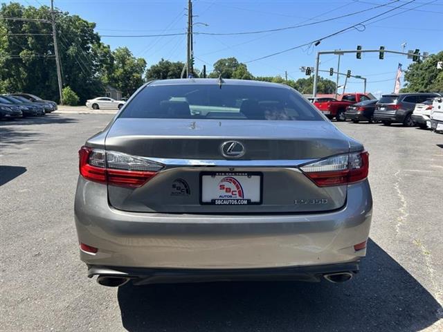 $27808 : 2018 ES 350 Sedan image 4