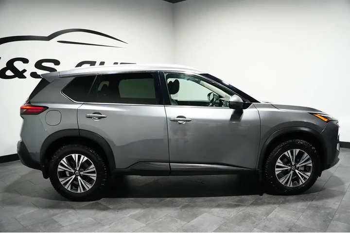 $16951 : 2021 Rogue image 6