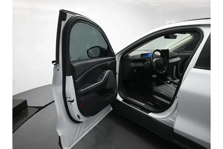 $22152 : Ford Mustang Mach-E 2022 Pre image 9