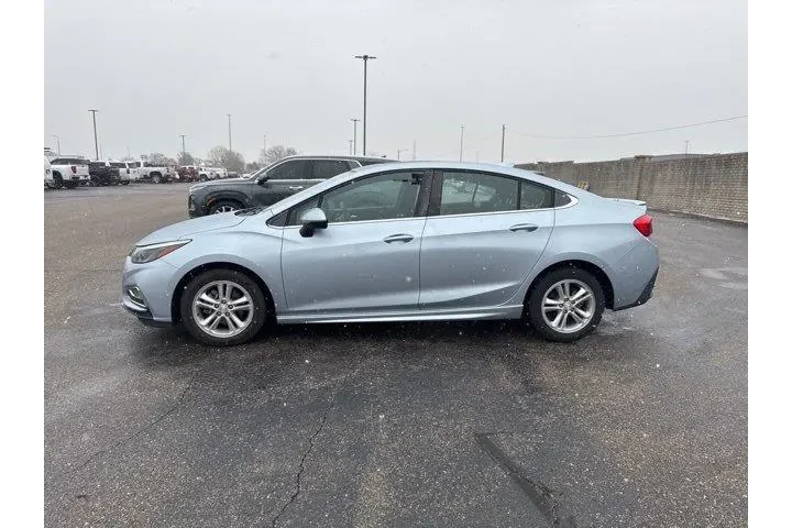 $9982 : Chevrolet Cruze 2017 LT Auto image 4
