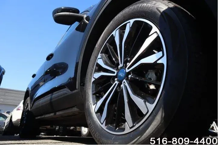 $23447 : Ford Escape 2022 AWD SEL 4dr image 8