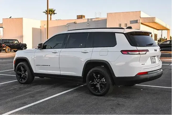 $39788 : Jeep Grand Cherokee L 2025 4 image 6