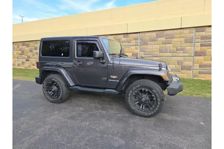 $15600 : Jeep Wrangler 2014 4x4 Sahar image 3