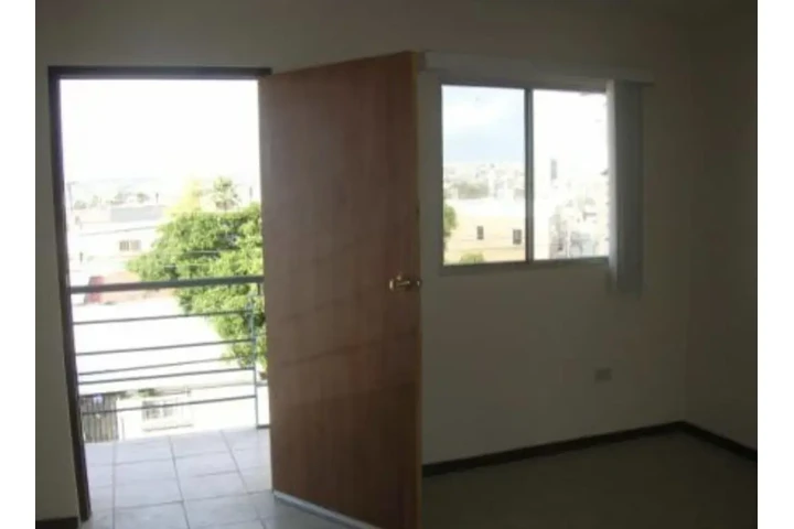 $630 : ZONA DORADA.1Rec.Super UBICADO image 1