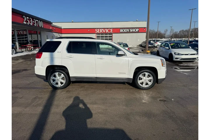 $8980 : 2017 GMC Terrain AWD 4dr SLE image 1