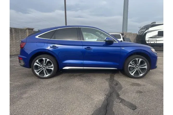$23982 : Audi Q5 Sportback 2021 AWD q image 8