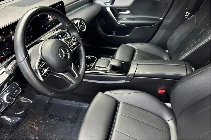 $28997 : Mercedes-Benz CLA 2023 CLA 2 image 9