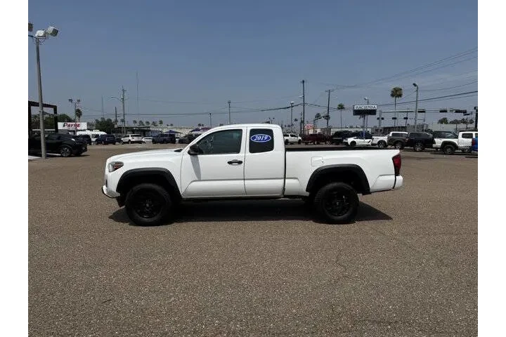 $25987 : 2019 Tacoma SR image 5