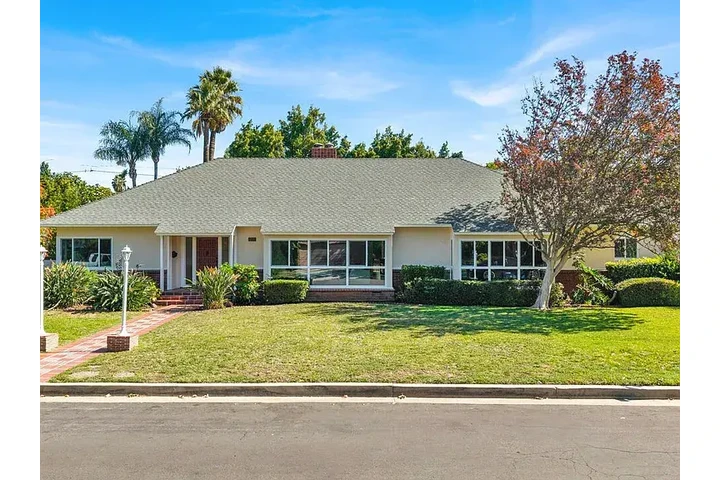 $1300 : 6900 Chisholm Ave, Van Nuys, C image 1