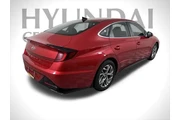 $18200 : Hyundai SONATA 2021 SEL 4dr thumbnail