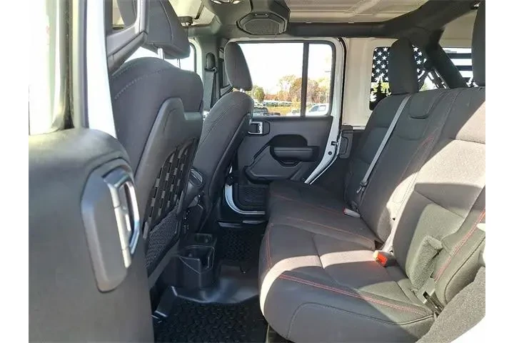 $33404 : Jeep Wrangler Unlimited 2021 image 10