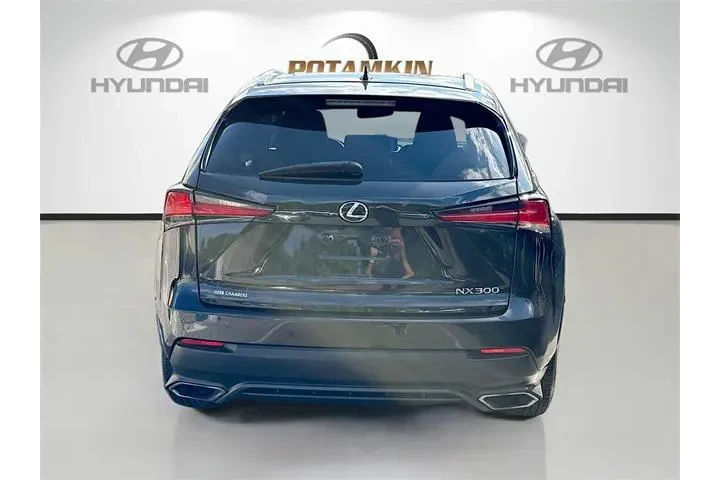 $22535 : Lexus NX 300 2019 AWD F SPOR image 6