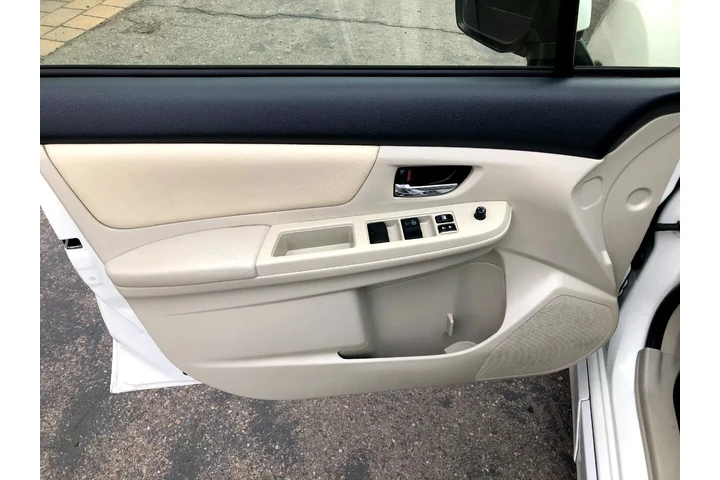 $7990 : 2012 Impreza 2.0i Sport Premi image 10