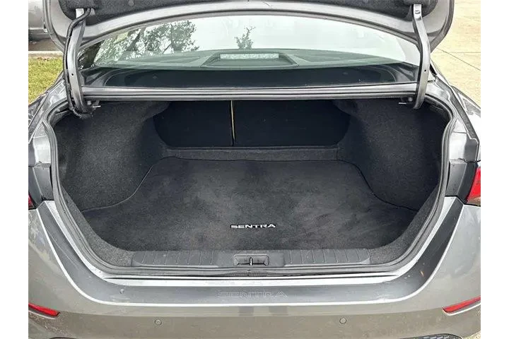 $18775 : Nissan Sentra 2024 SV 4dr Se image 6