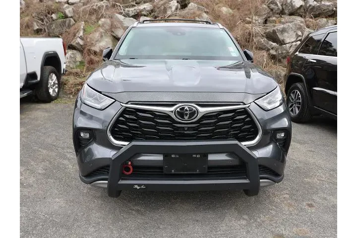 $34448 : Toyota Highlander 2023 AWD L image 2