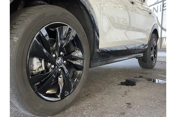 Buick Encore GX 2024 AWD Spo image 10