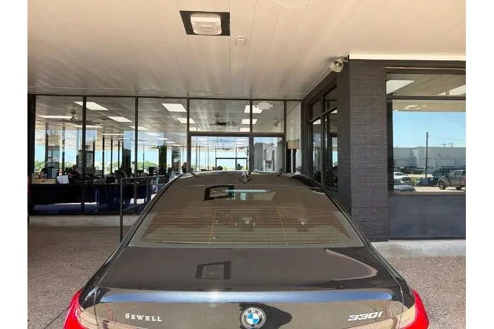 $23982 : BMW 3 Series 2021 330i 4dr S image 5
