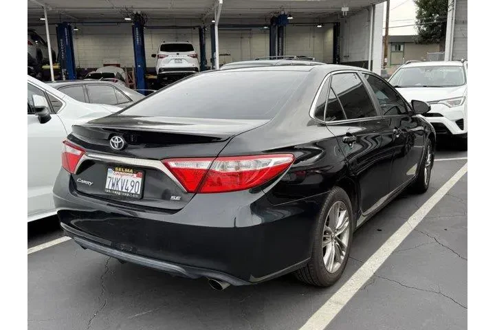 $13975 : Toyota Camry 2017 SE 4dr Sed image 3