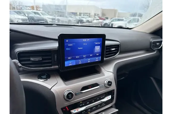 $35229 : Ford Explorer 2023 AWD XLT 4 image 8