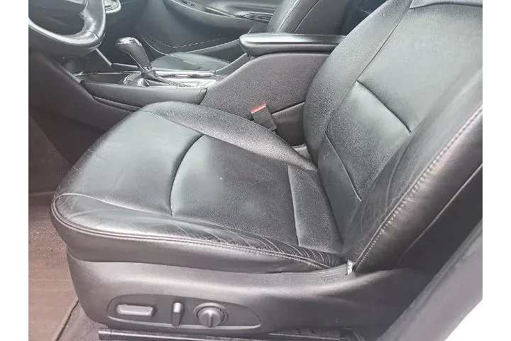 $11715 : Chevrolet Malibu 2016 LT 4dr image 5