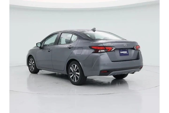 $17998 : Nissan Versa 2025 SV 4dr Sed image 2
