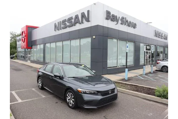 $20049 : Honda Civic 2024 LX 4dr Seda image 1