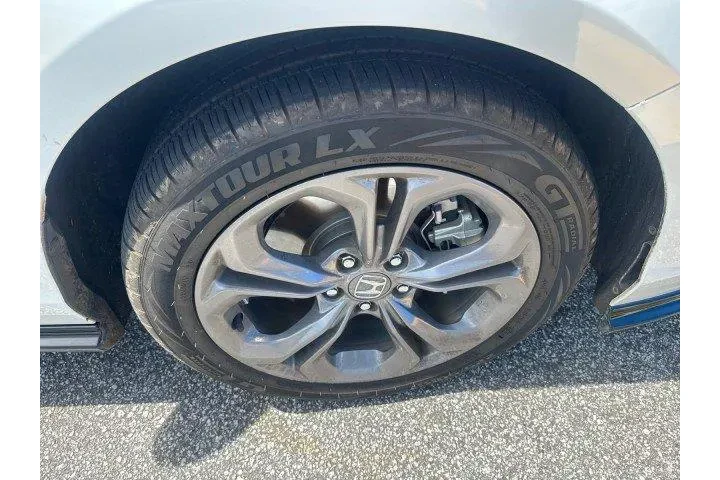 $27958 : Honda Accord Hybrid 2023 EX- image 8