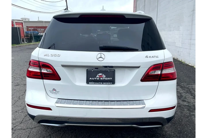 $13988 : 2015 Mercedes-Benz M-Class 4M image 5