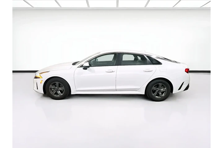$16850 : Kia K5 2023 LXS 4dr Sedan image 5